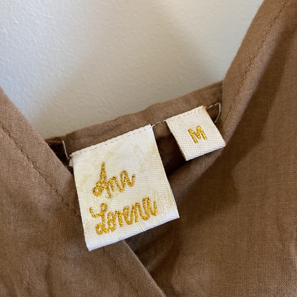 Beautiful brown vacation dress with white embroidery in size M - Picture 5 of 11